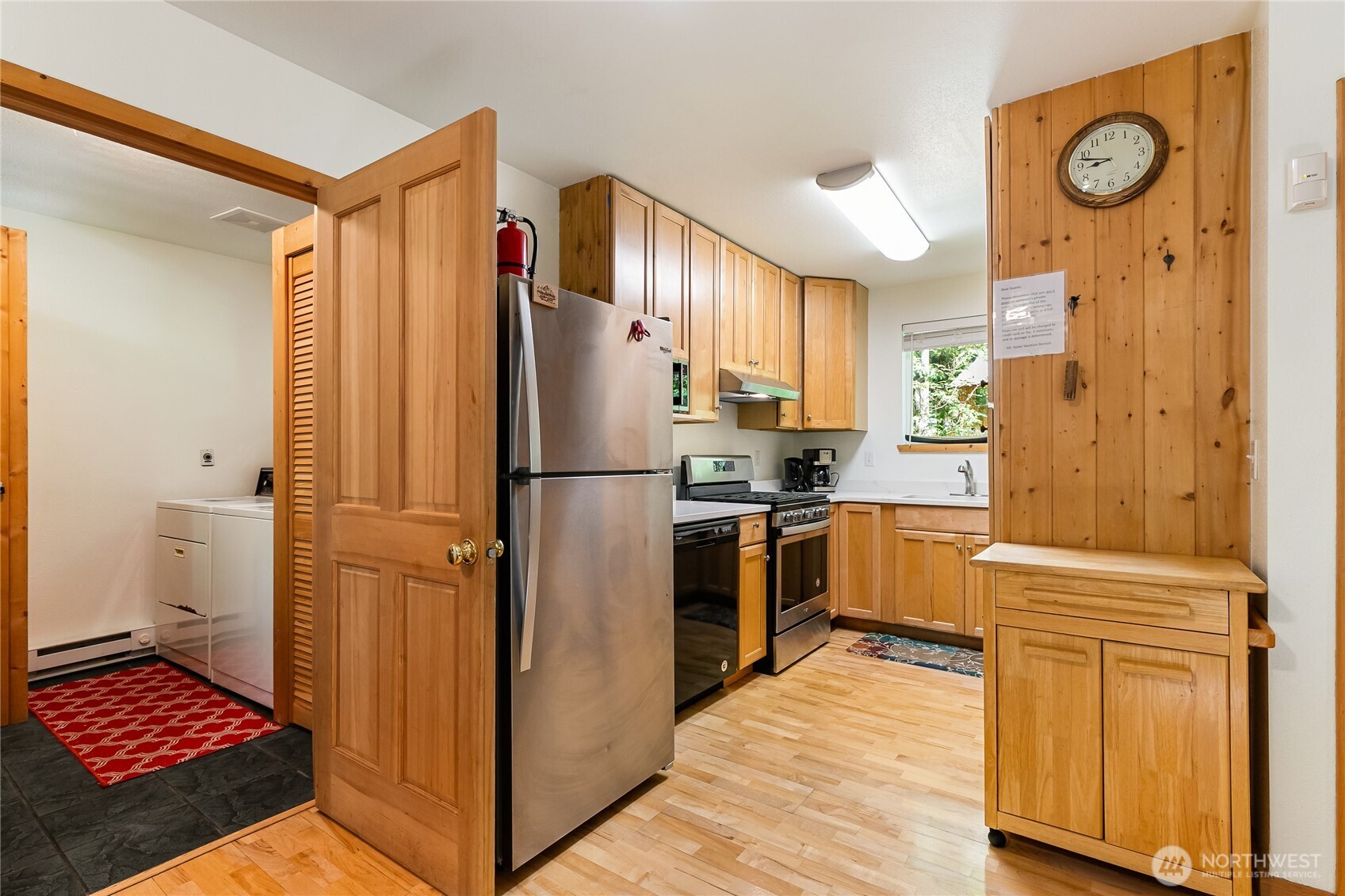 7502 Glacier Springs