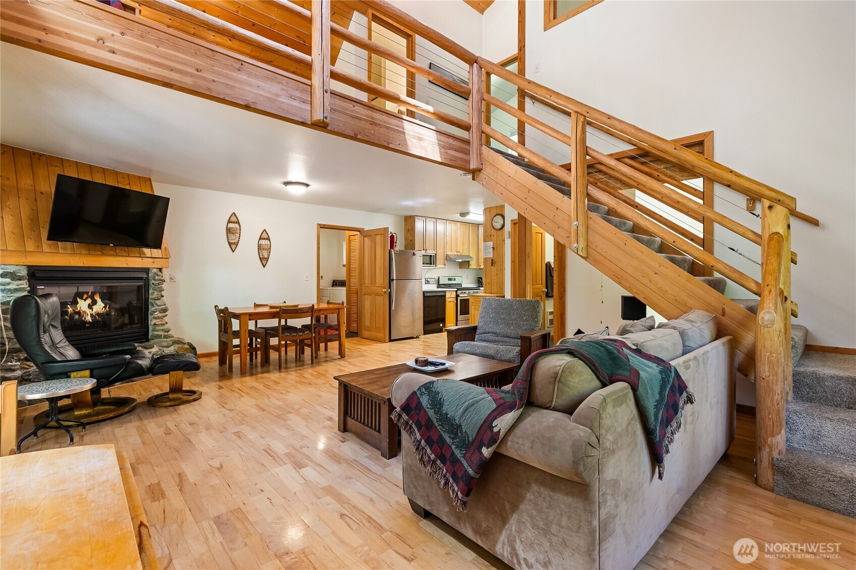 7502 Glacier Springs