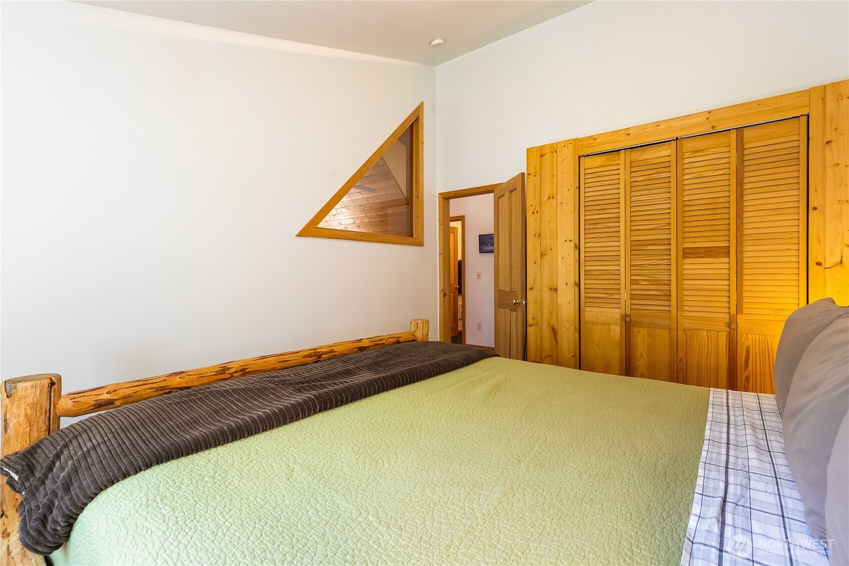 7502 Glacier Springs