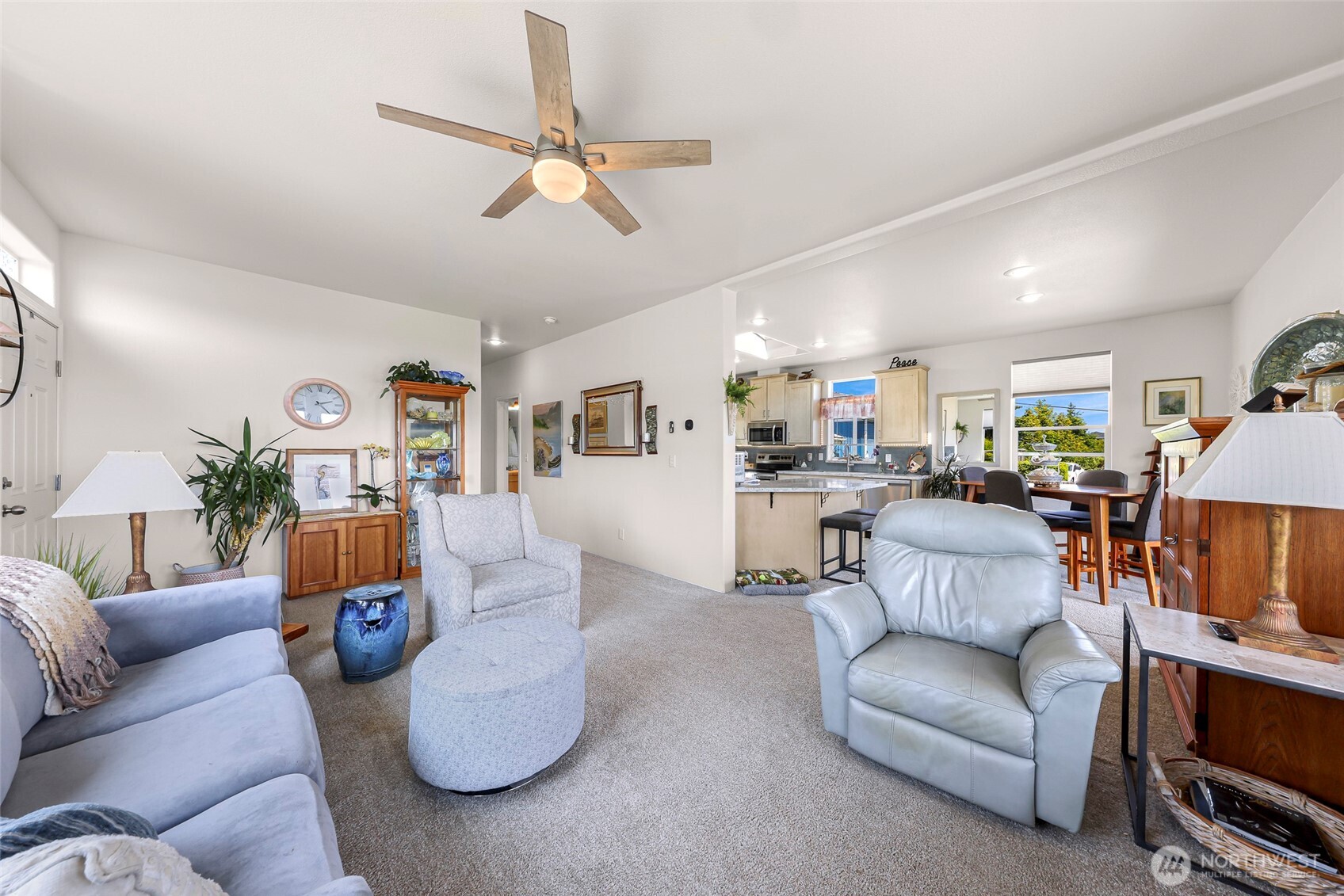 8412 Richard Way