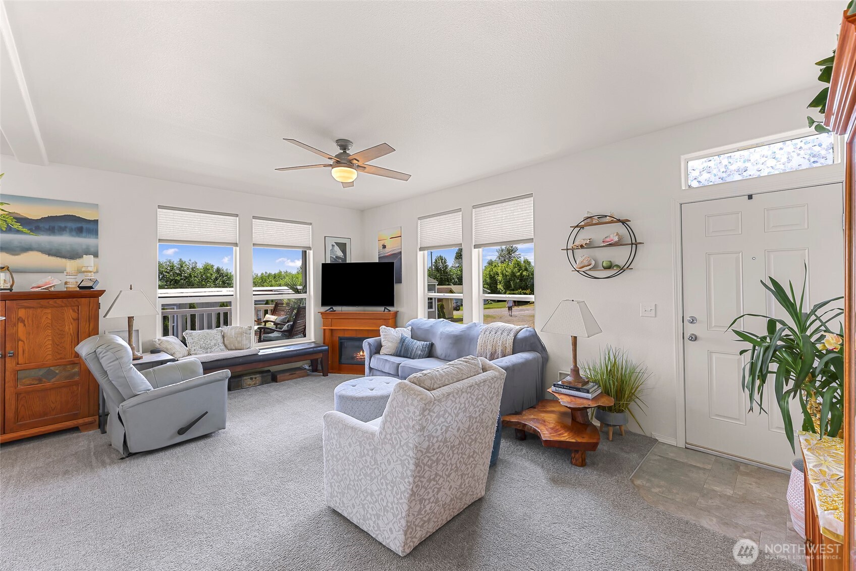 8412 Richard Way