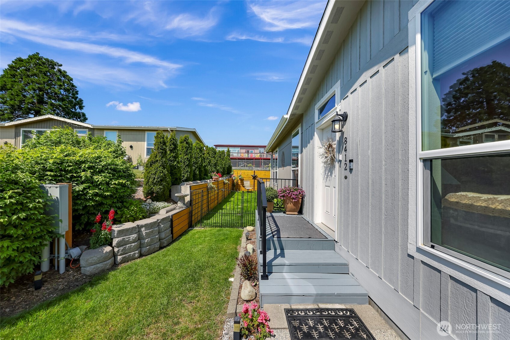 8412 Richard Way