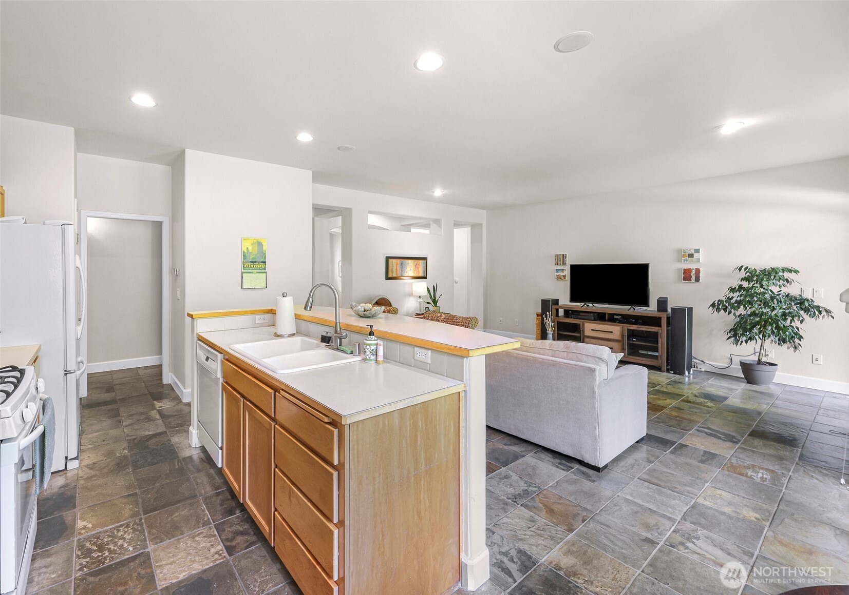 1937 Edgefield Drive