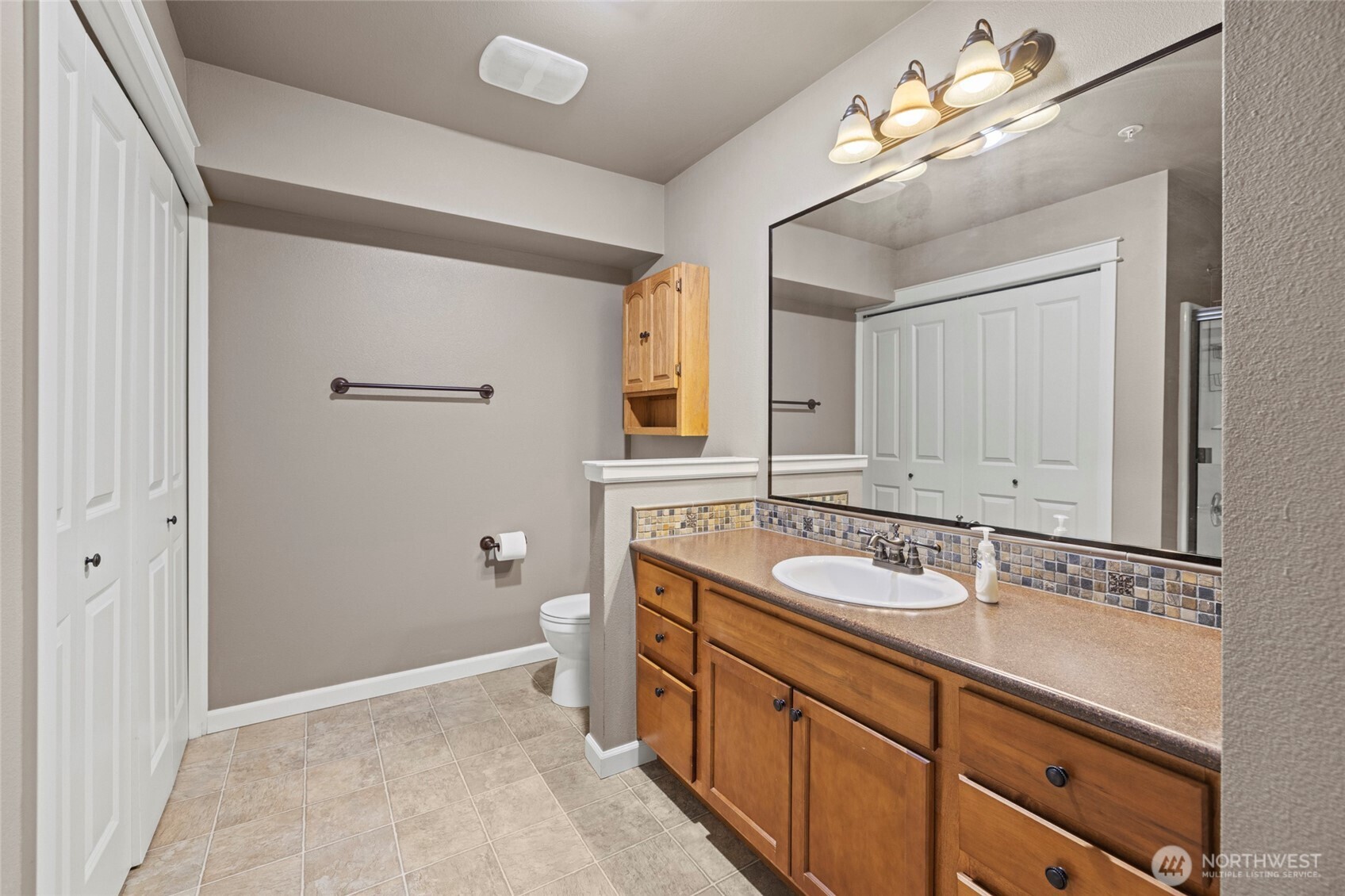 700 32nd Street Unit: A405