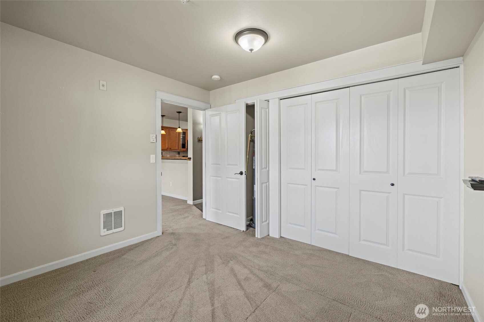 700 32nd Street Unit: A405