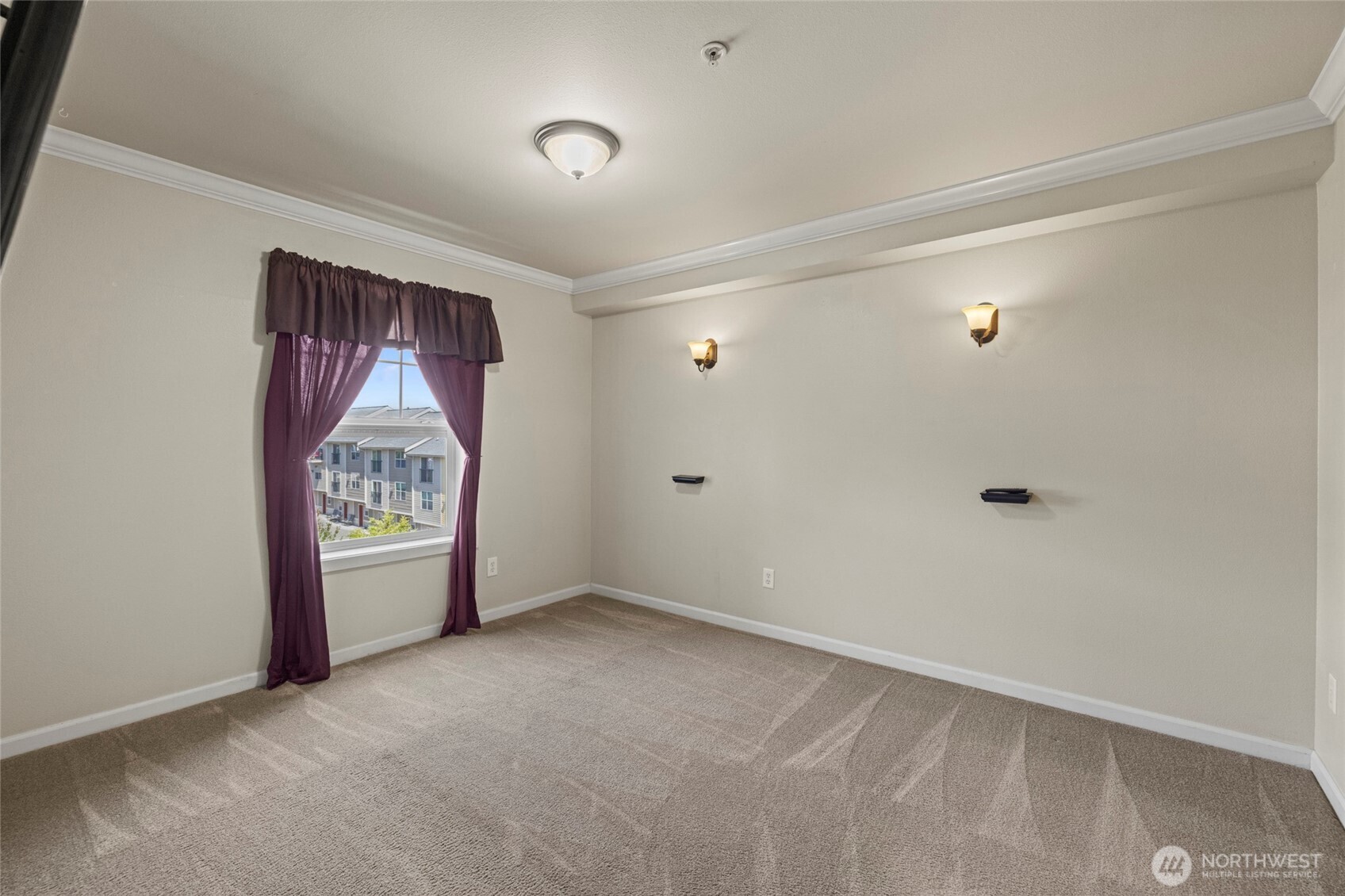 700 32nd Street Unit: A405