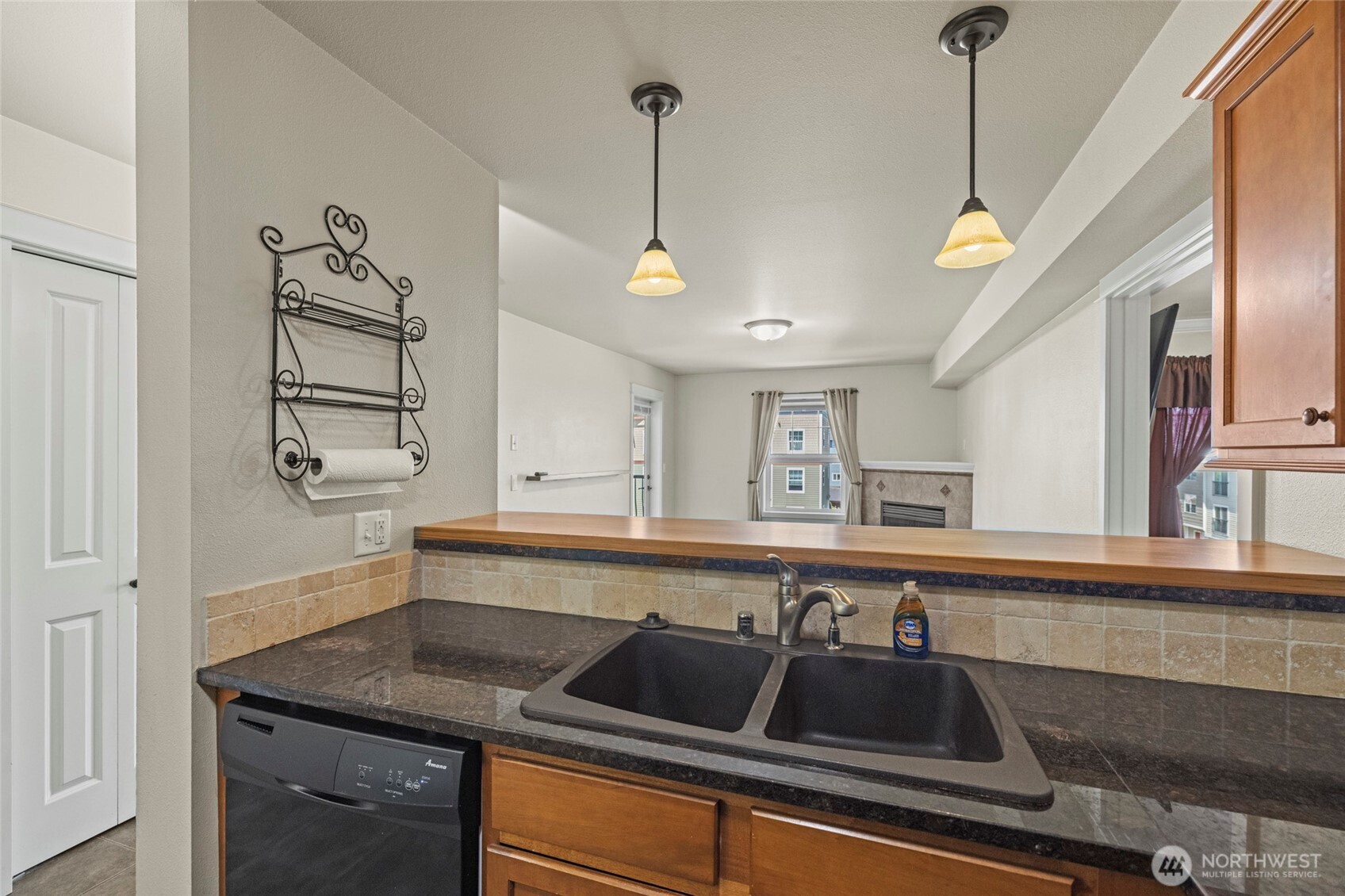 700 32nd Street Unit: A405