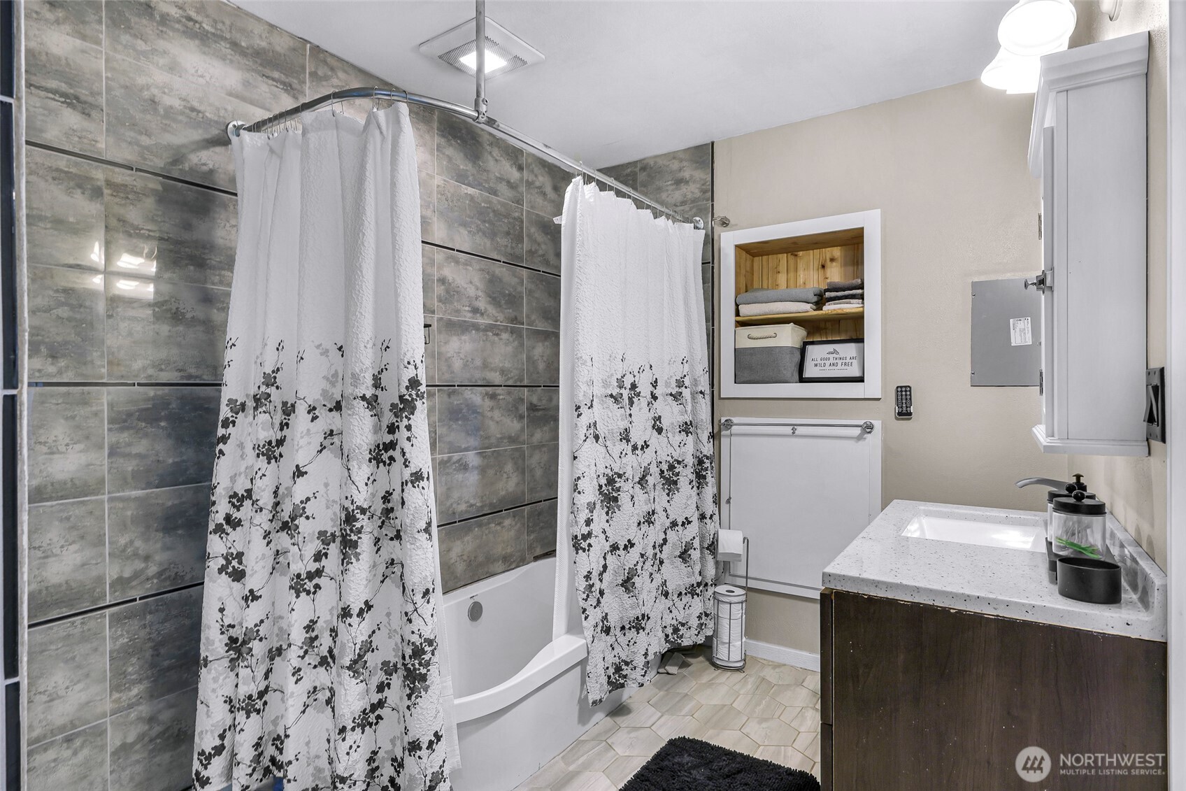 1428 Peace Portal Drive