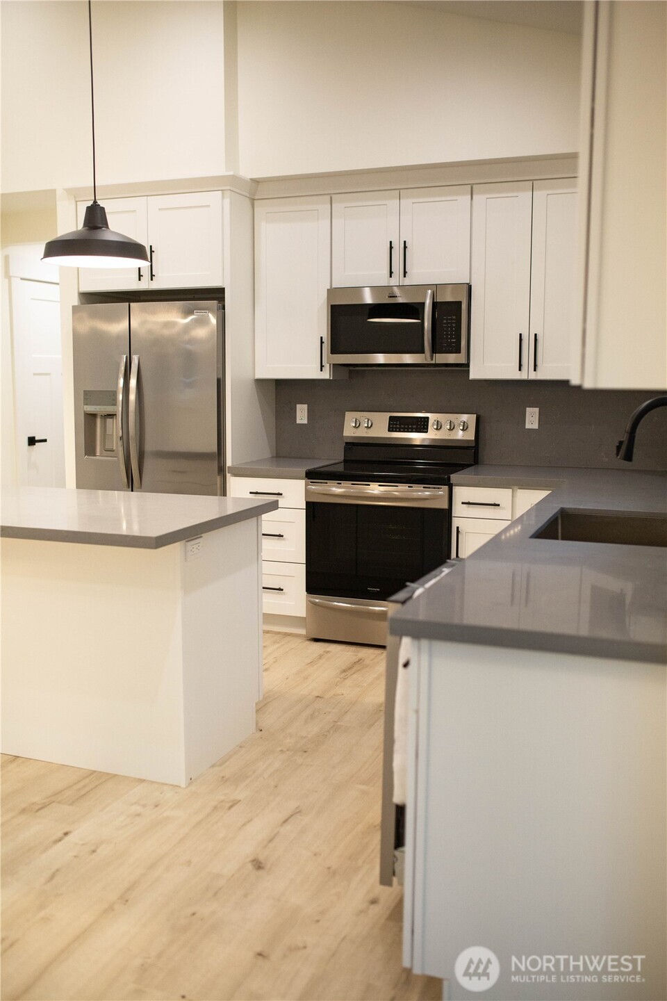 7895 Chisholm Trail