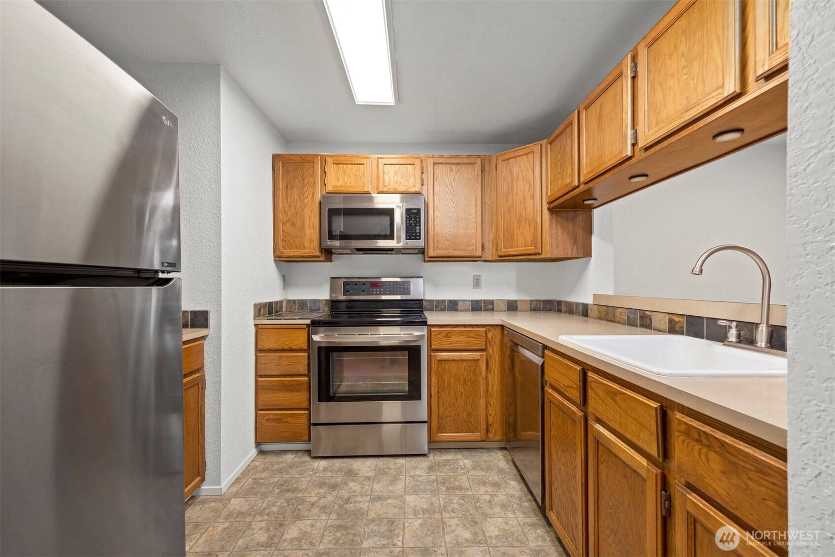 2918 Sylvan Street Unit: 105