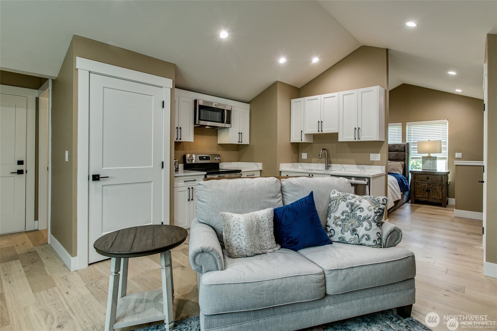 1774 Farmview Terrace