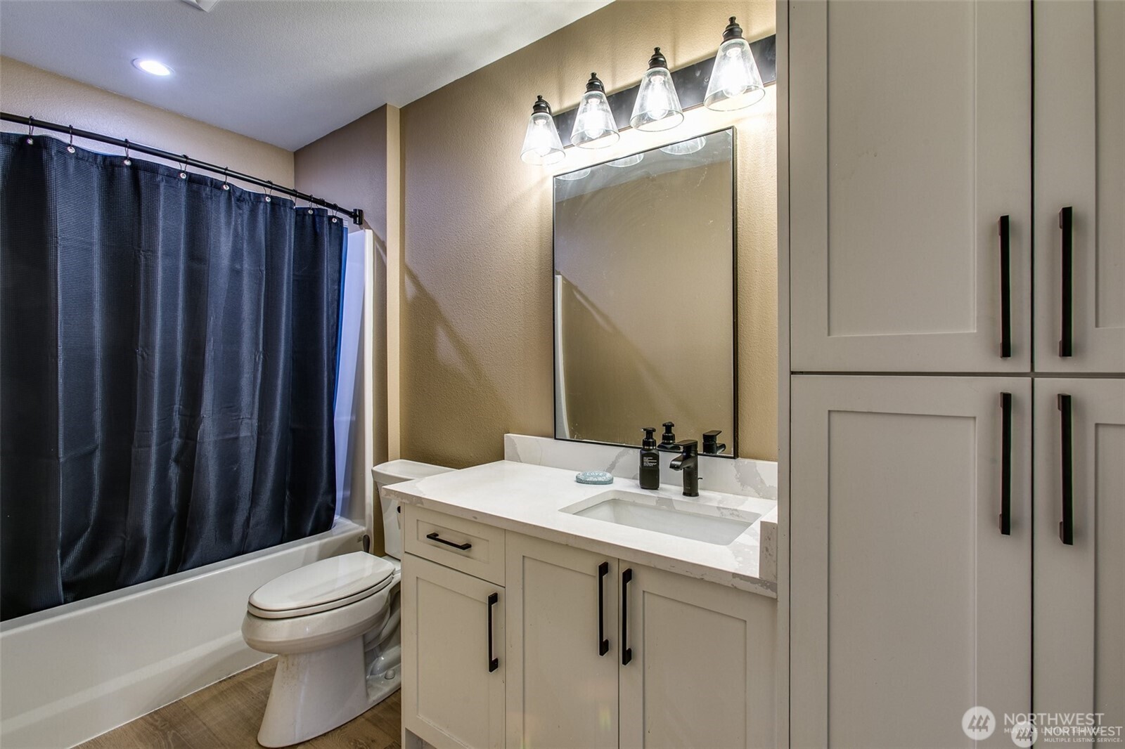 1774 Farmview Terrace