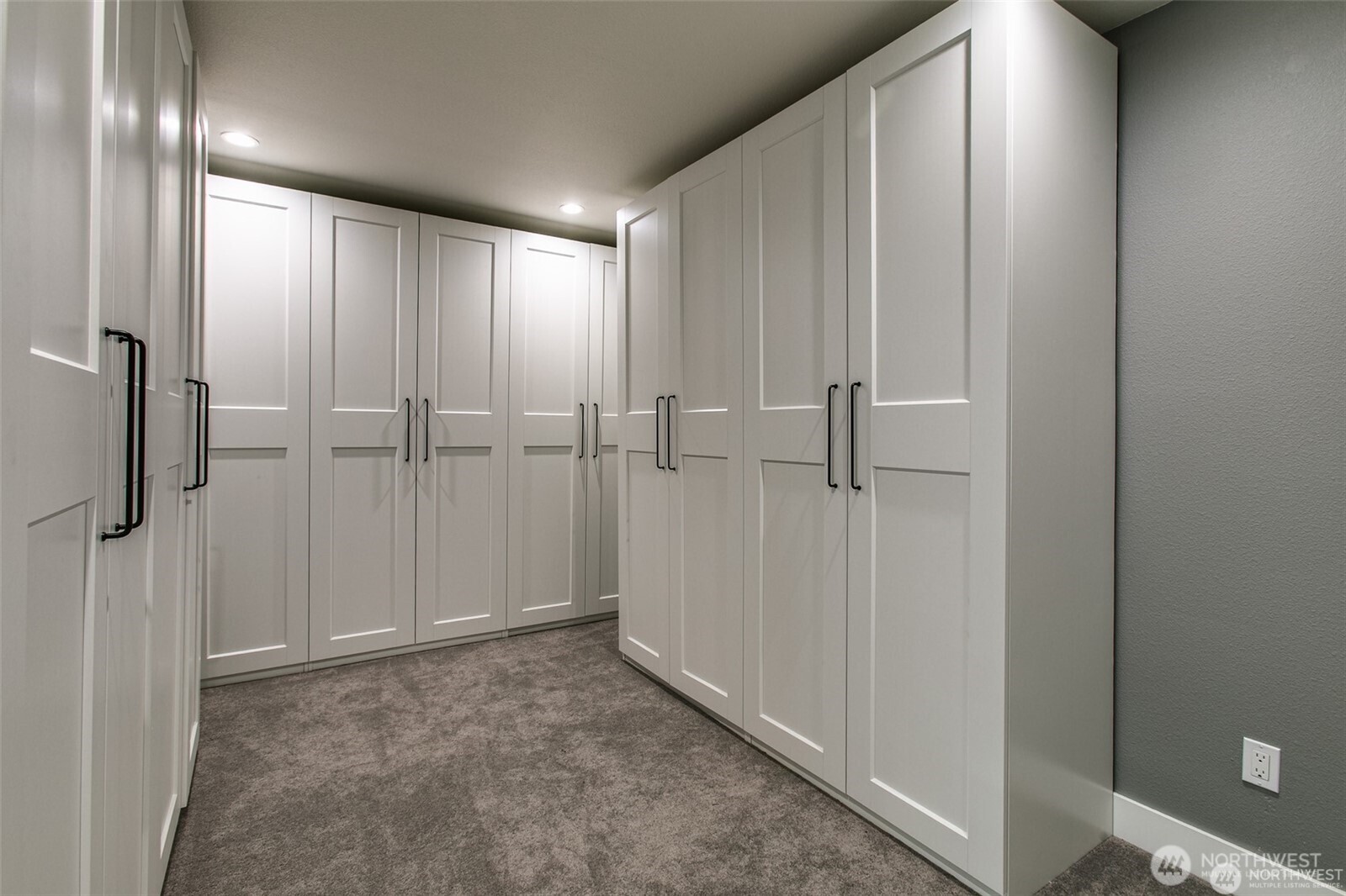 1774 Farmview Terrace