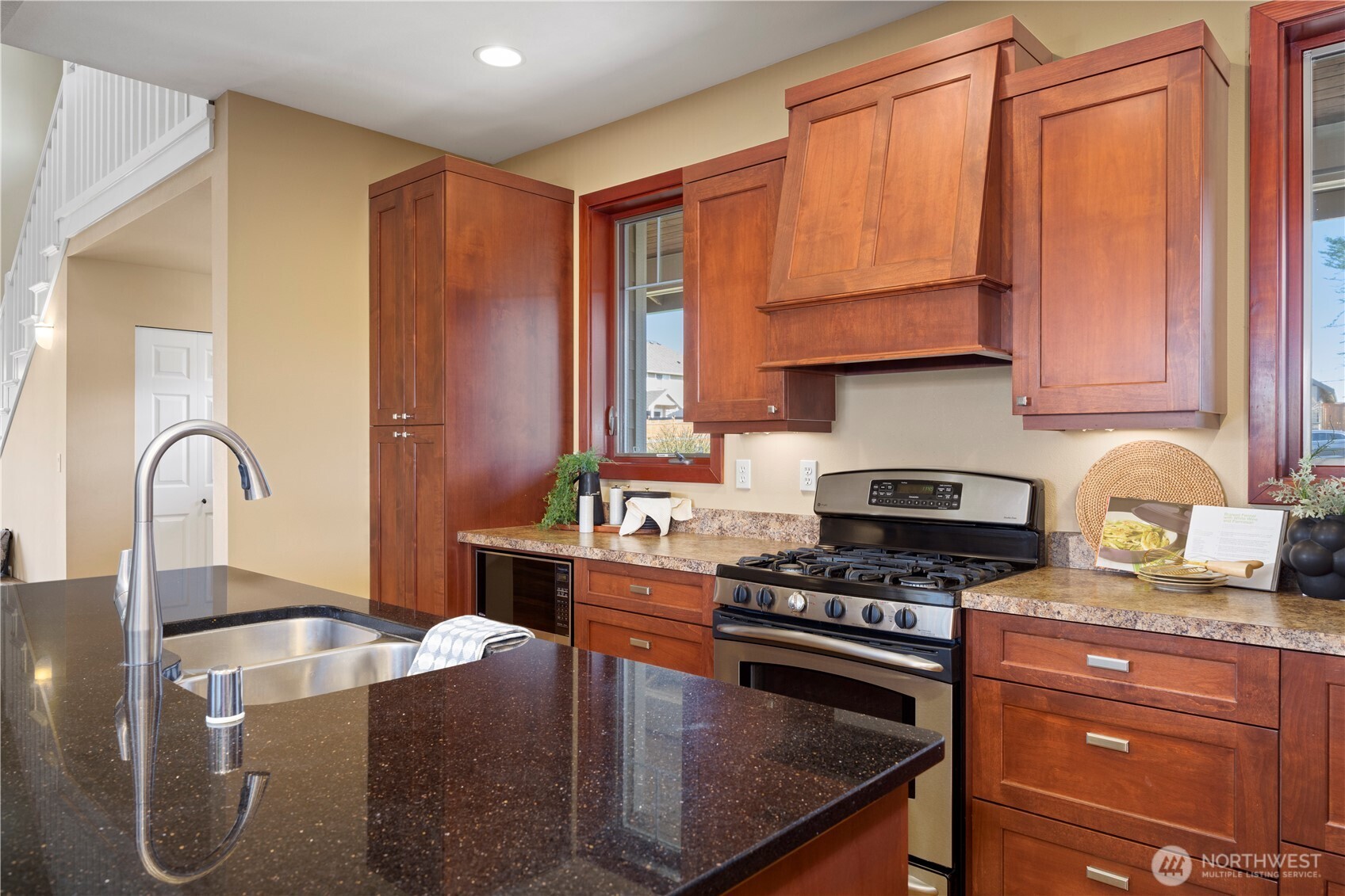 5215 Sparrow Court