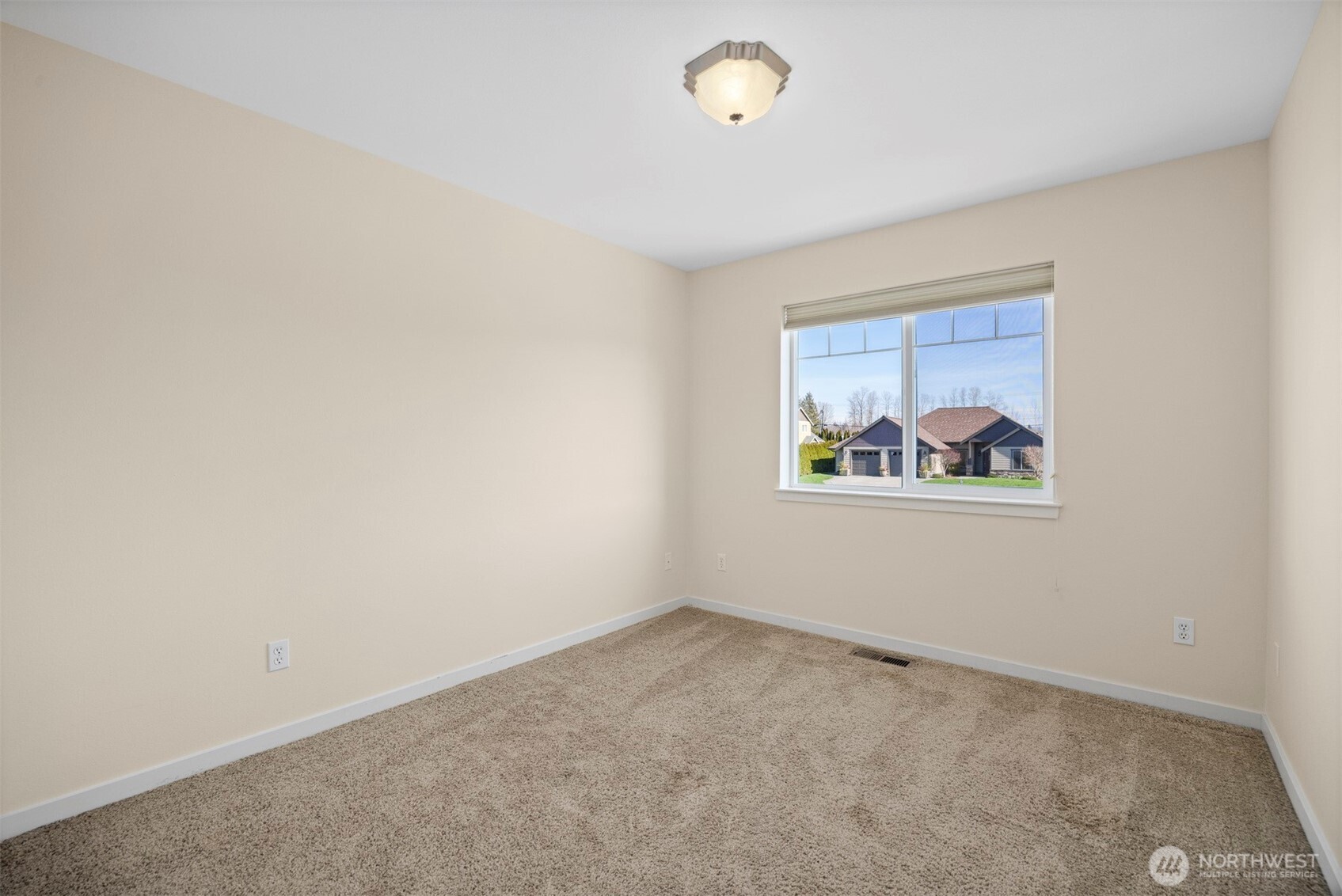 5215 Sparrow Court