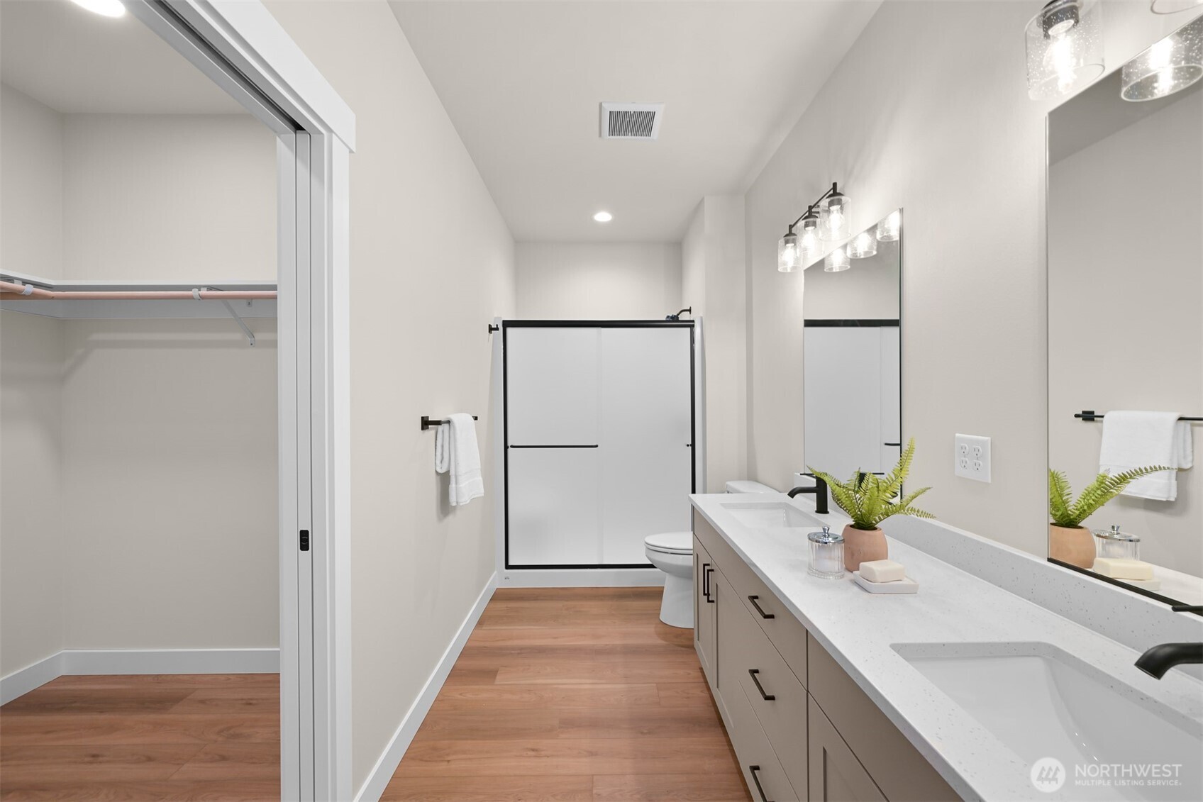 3993 Gentlebrook Lane Unit: 8