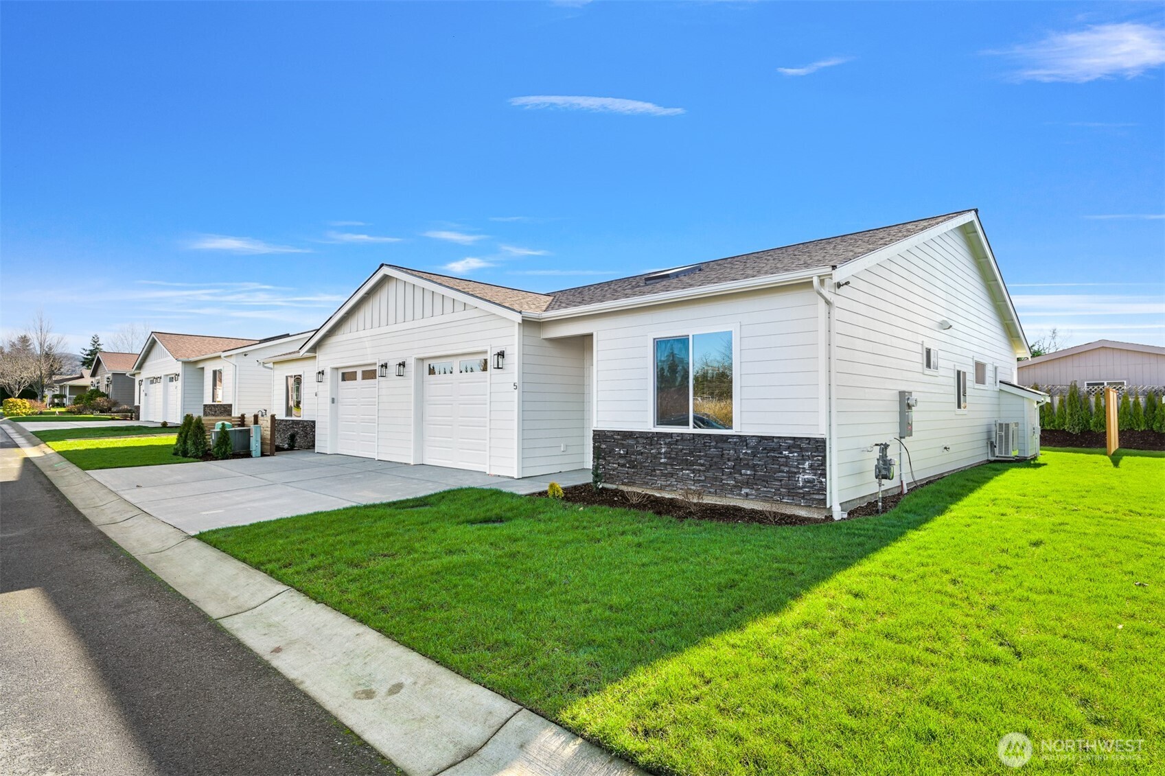 3993 Gentlebrook Lane Unit: 8