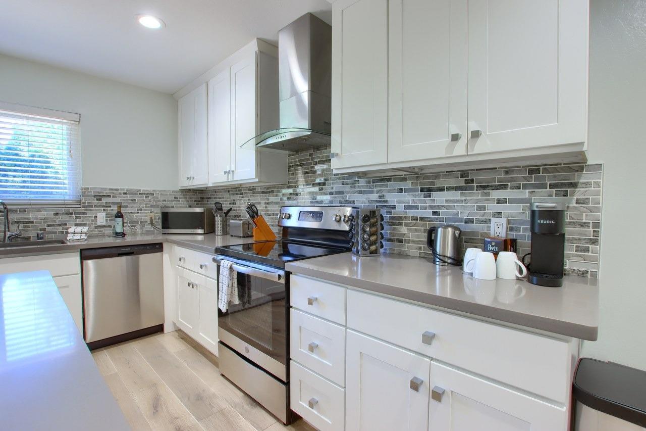 40888 Elliott Drive