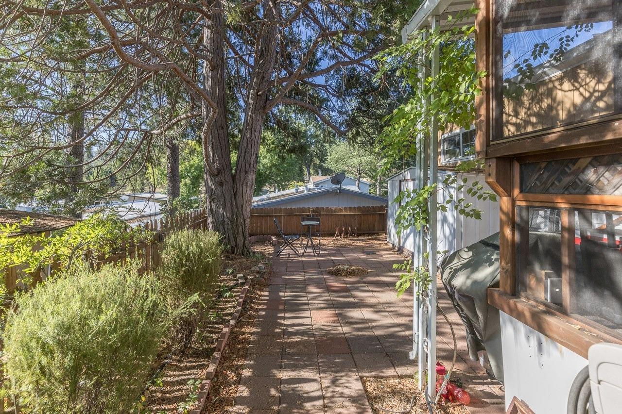 39678 Fresno Flats Road 425b # 40