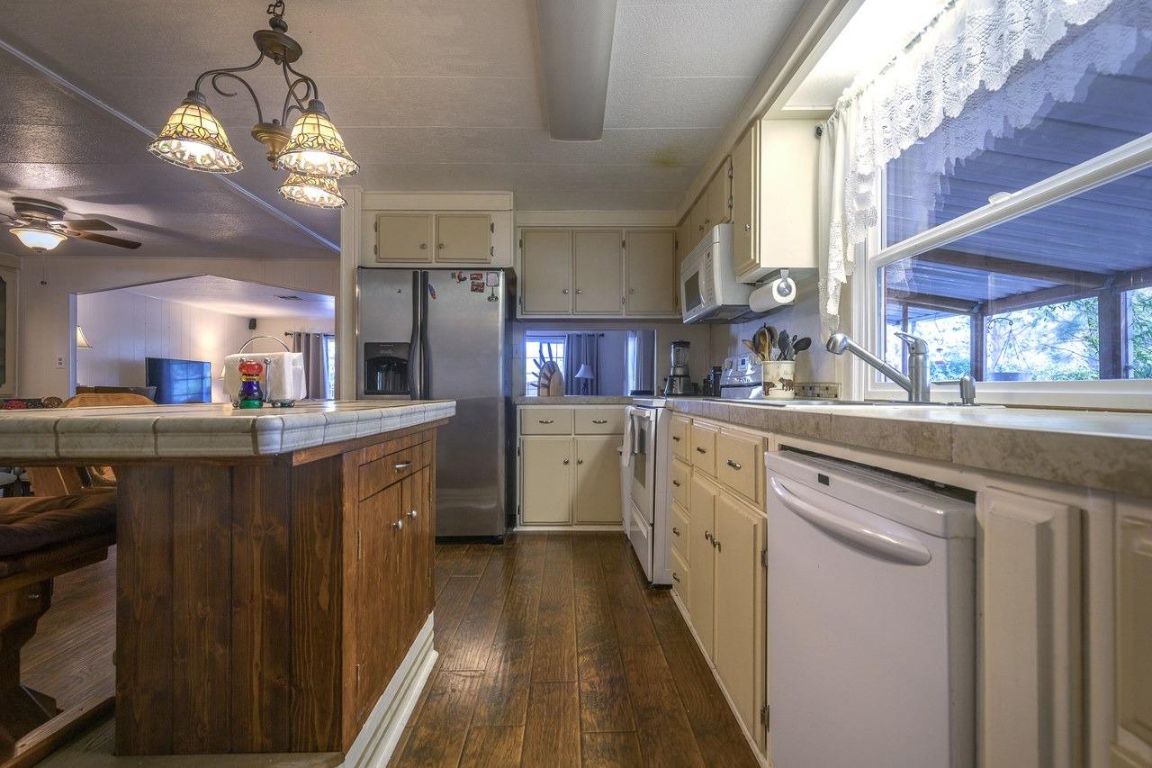 39678 Fresno Flats Road 425b # 40