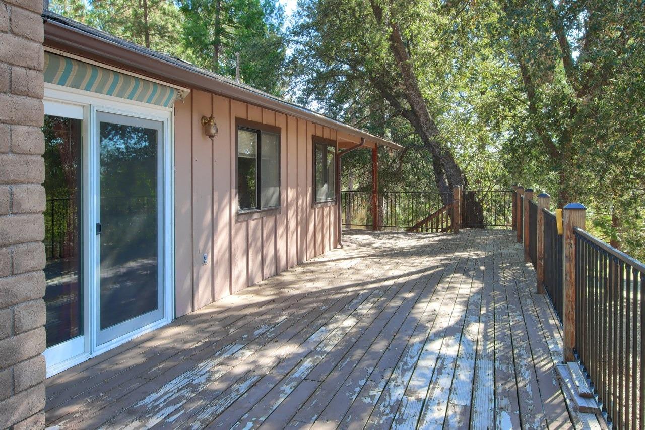 2363 Shoshone Road