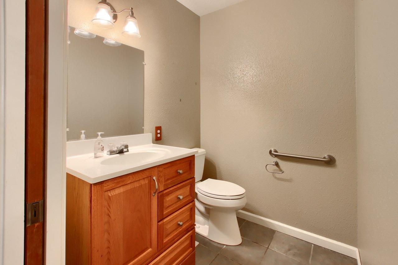 2363 Shoshone Road