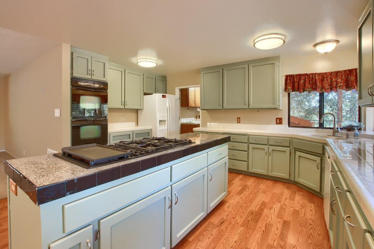 2363 Shoshone Road