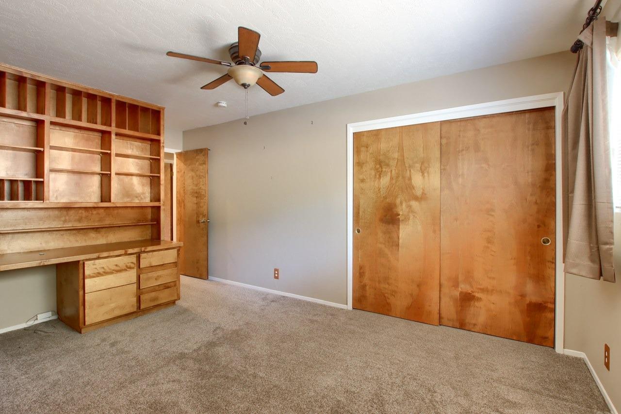 2363 Shoshone Road