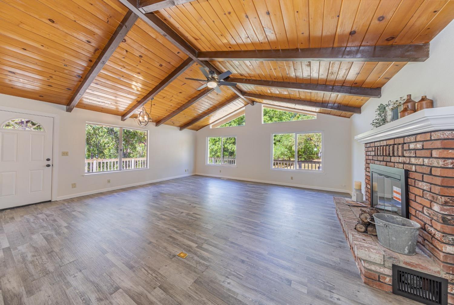 5705 Pilot Peak Road