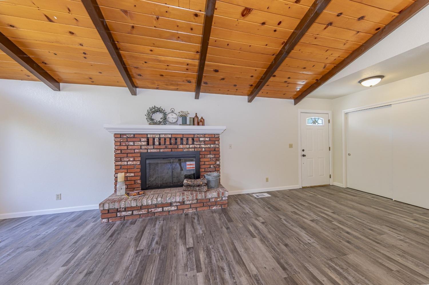 5705 Pilot Peak Road