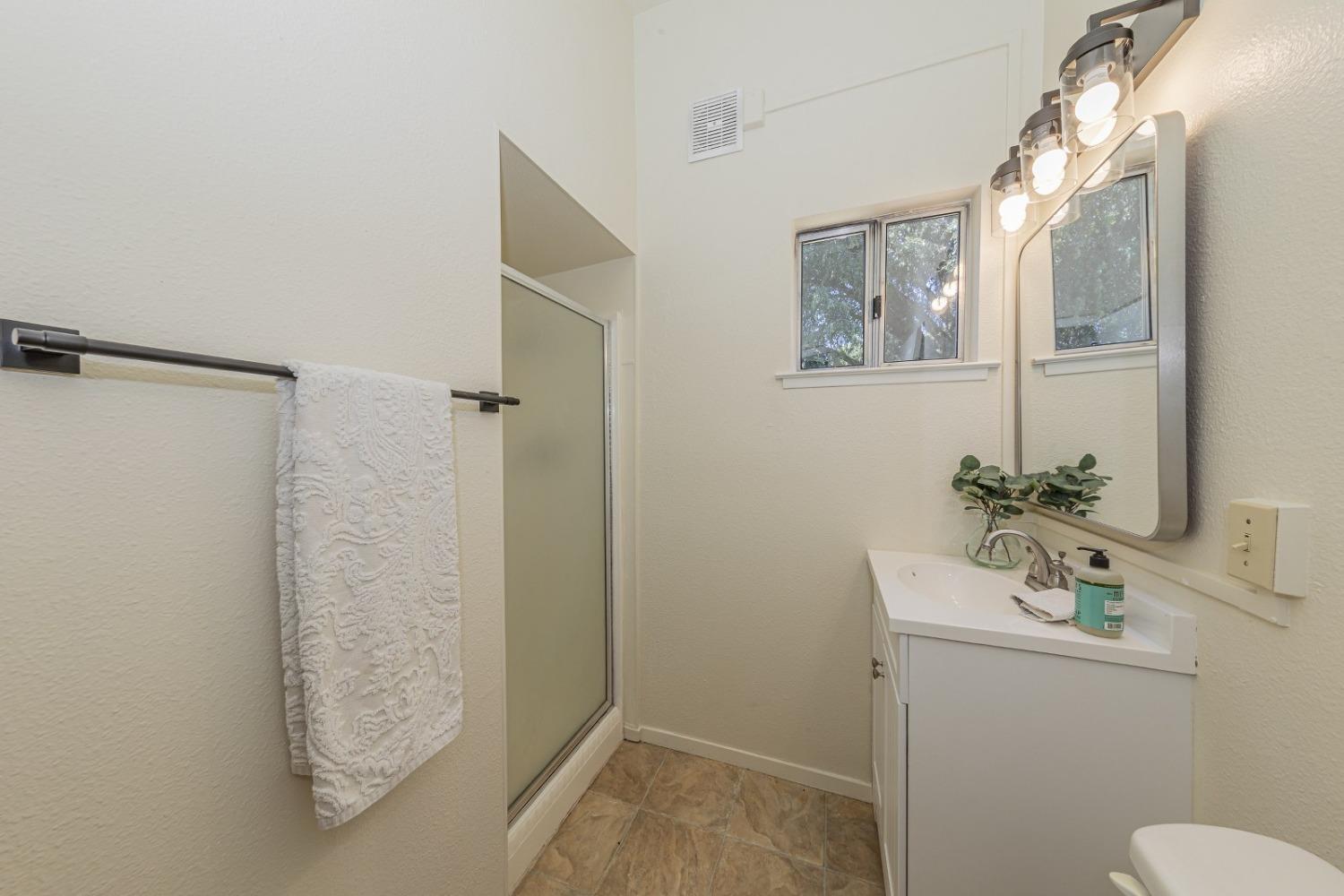 5705 Pilot Peak Road