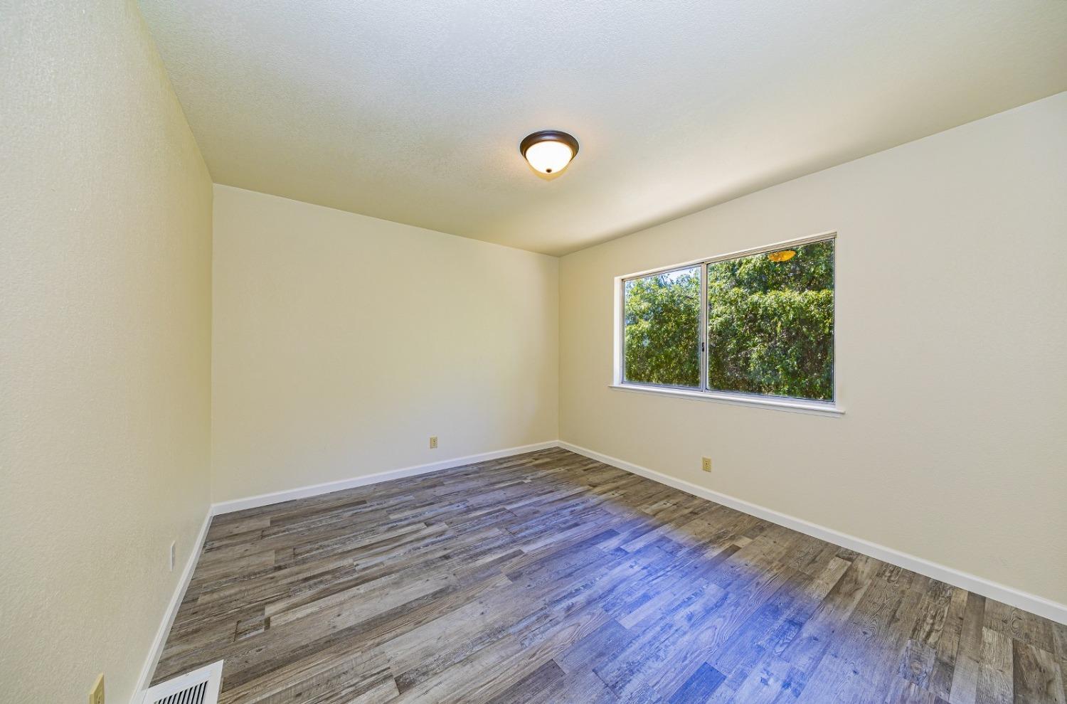 5705 Pilot Peak Road