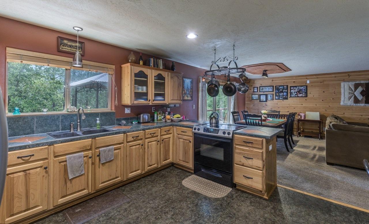 2402 Silver Doctor Road