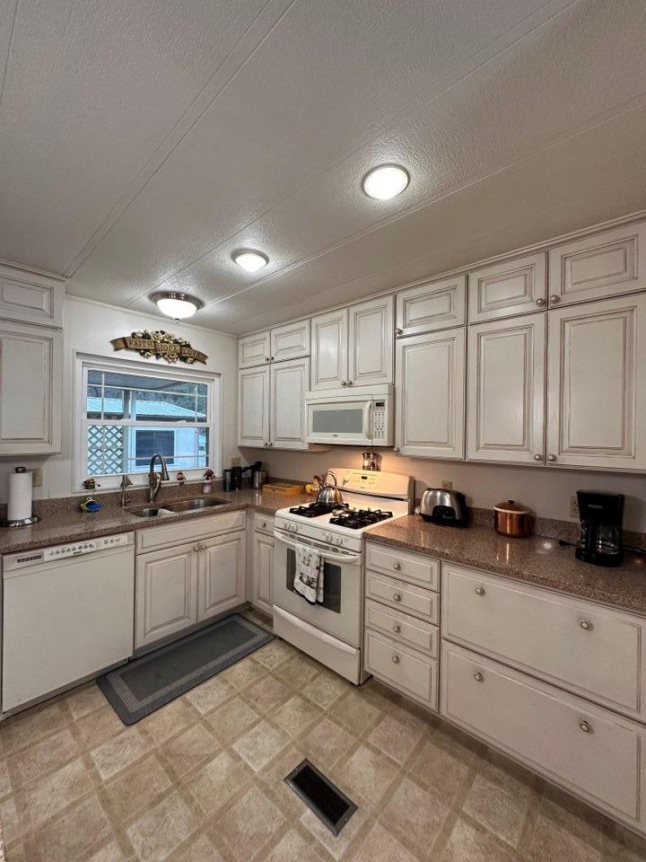 5277 Highway 49 N # 42