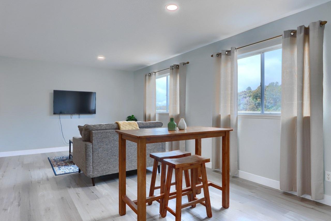 42107 Empty Creek Road