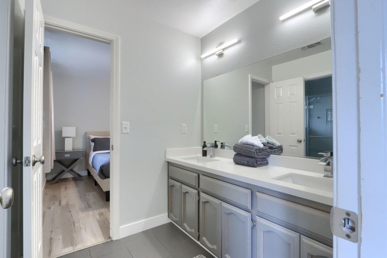 42107 Empty Creek Road