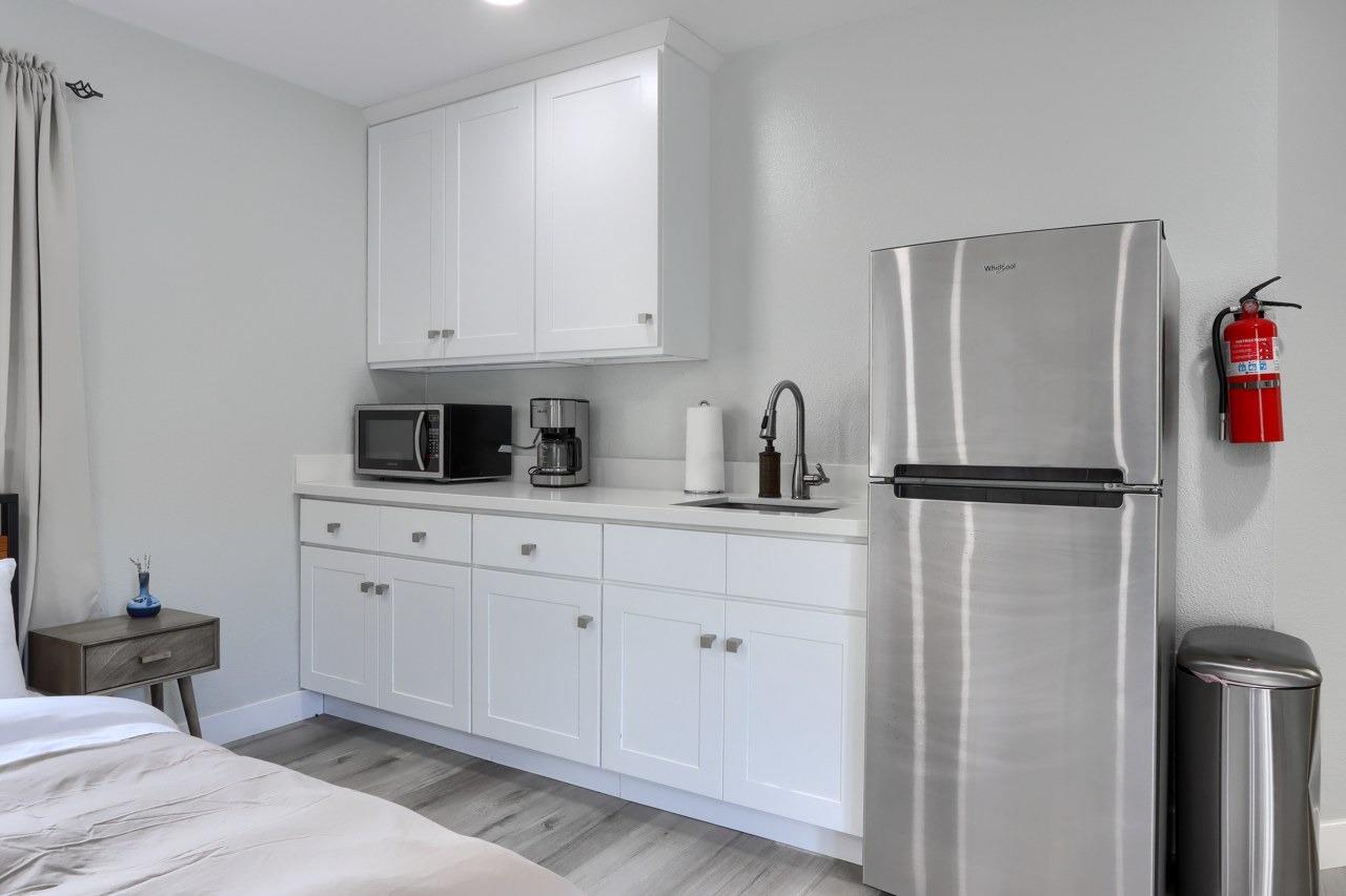 42107 Empty Creek Road