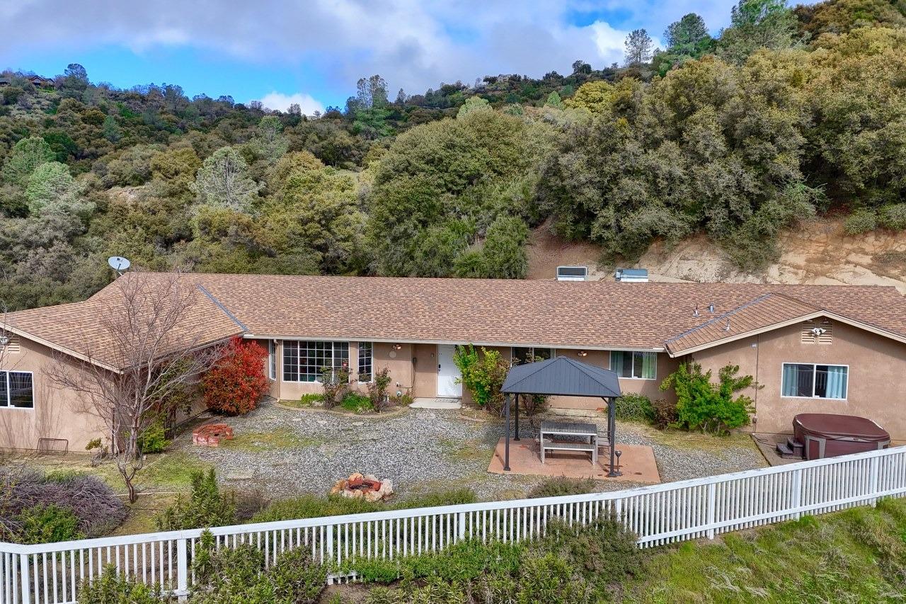 42107 Empty Creek Road