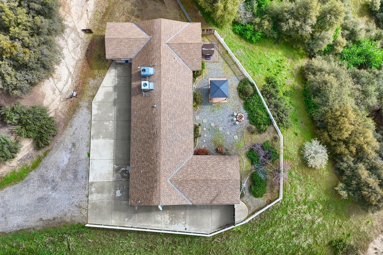 42107 Empty Creek Road