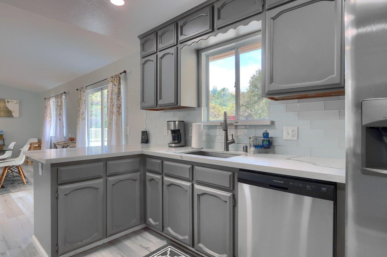 42107 Empty Creek Road