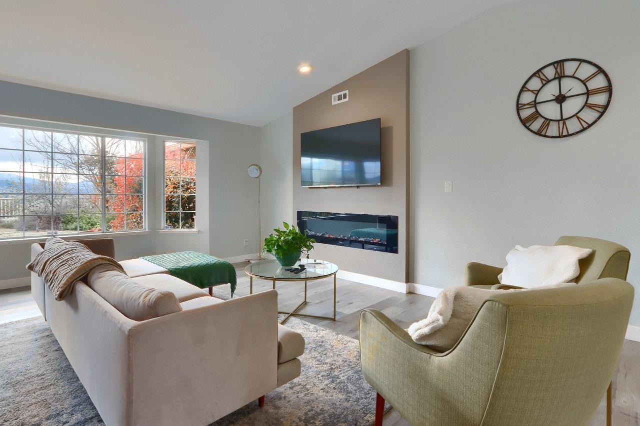 42107 Empty Creek Road