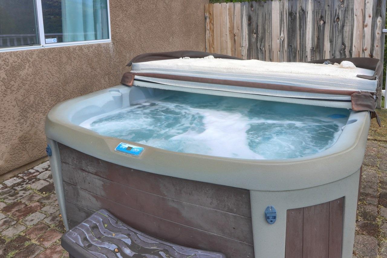 42107 Empty Creek Road