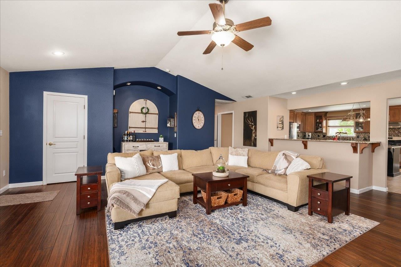 47527 Miami Highlands Drive