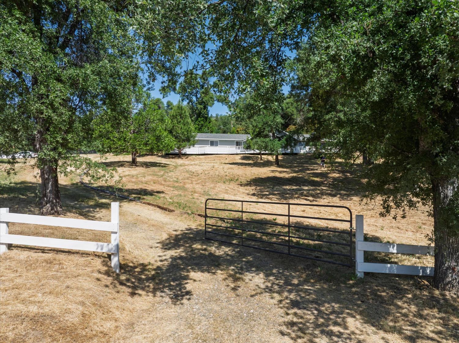 44670 Thunderhead Drive