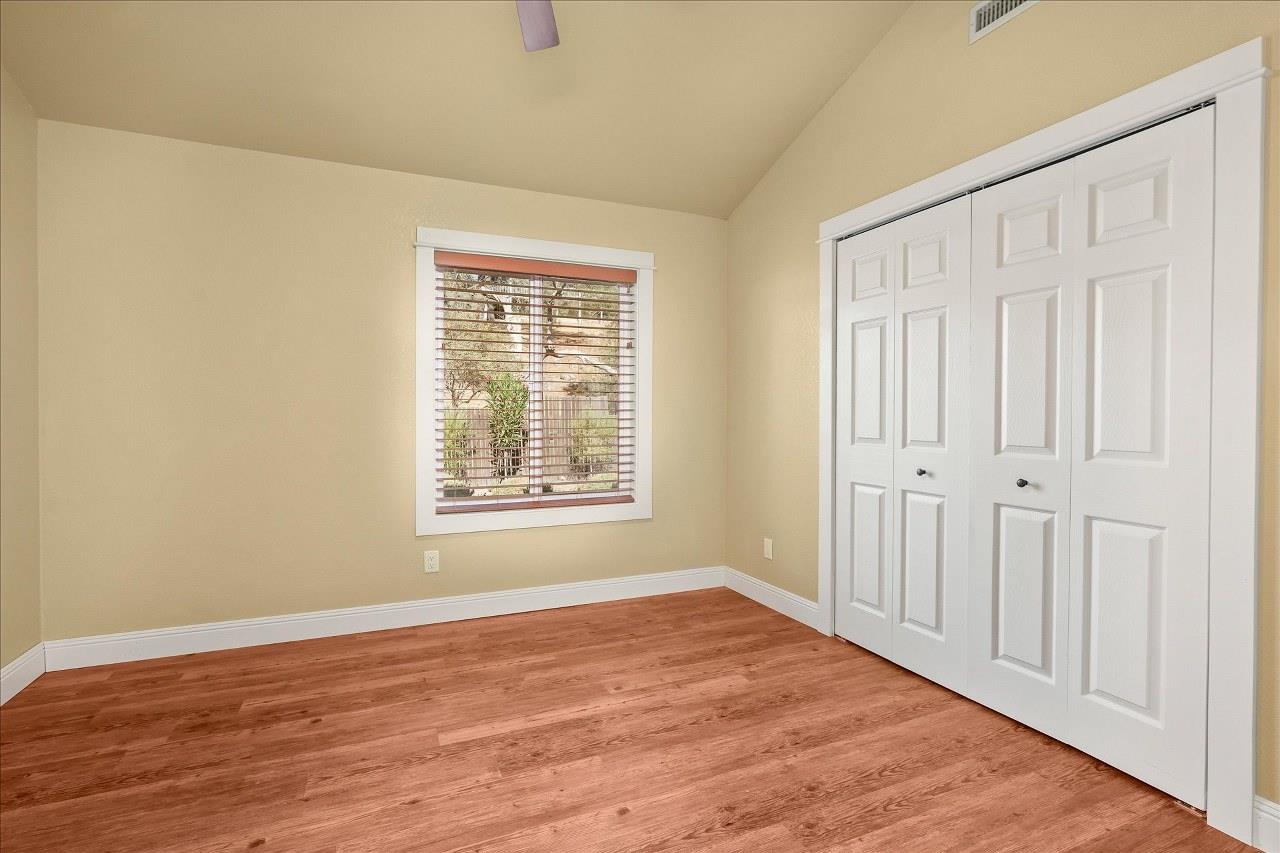 43656 Crystal Cave Circle