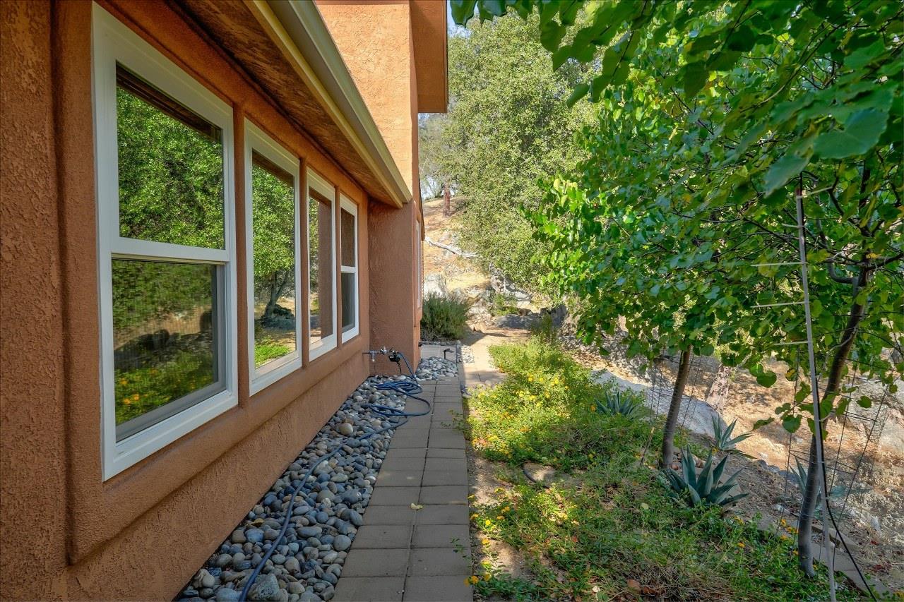 43656 Crystal Cave Circle