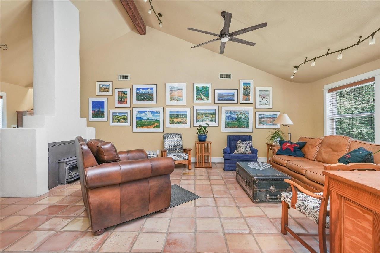 43656 Crystal Cave Circle