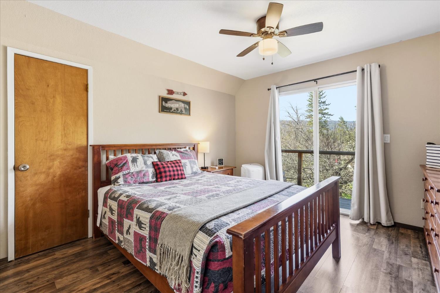 43149 W Sugar Pine Drive