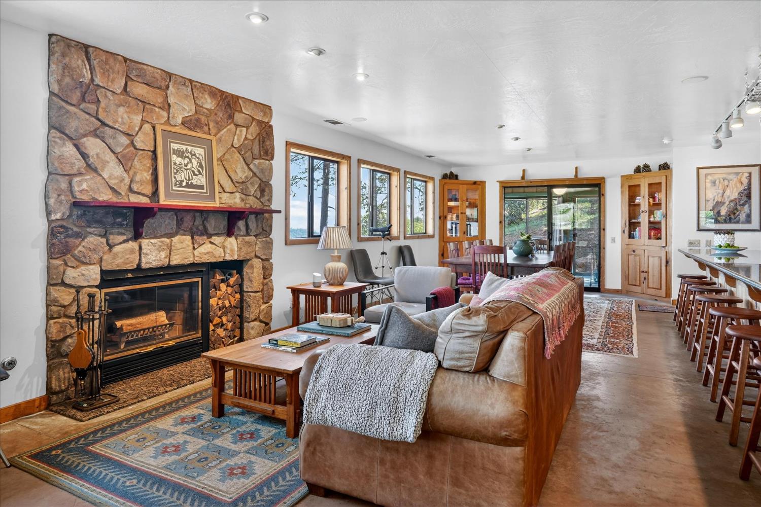 5851 Mount Bullion Ridge