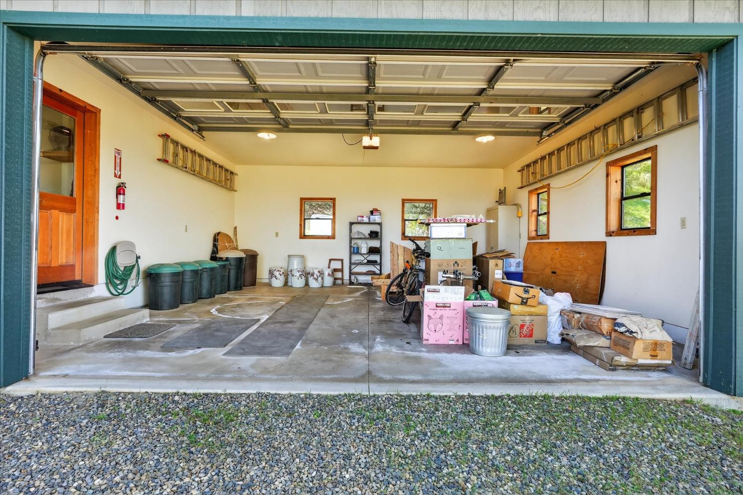 5851 Mount Bullion Ridge